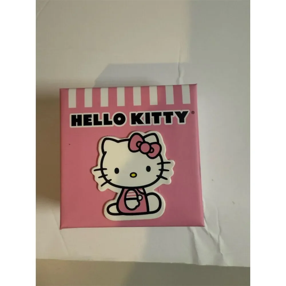 Hello Kitty Gold 